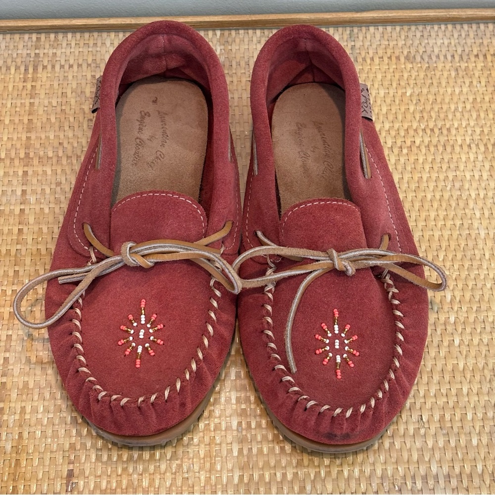 Laurentian Chief Moccasins beaded size ladies 10 in a gorgeous rust color!